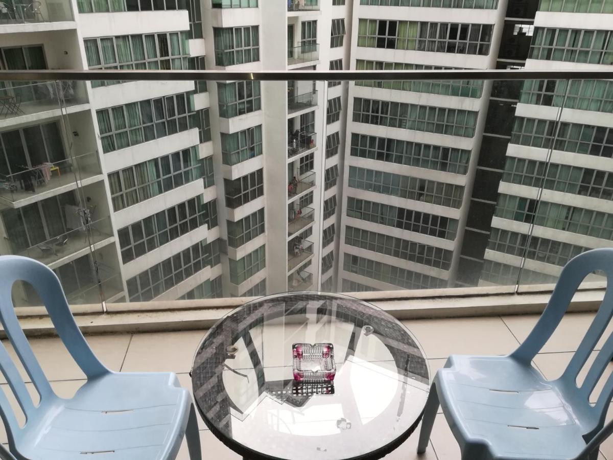Regalia Suites & Residence 2 Bedroom Apartment By Enjoy Your Stay Kuala Lumpur Exterior foto